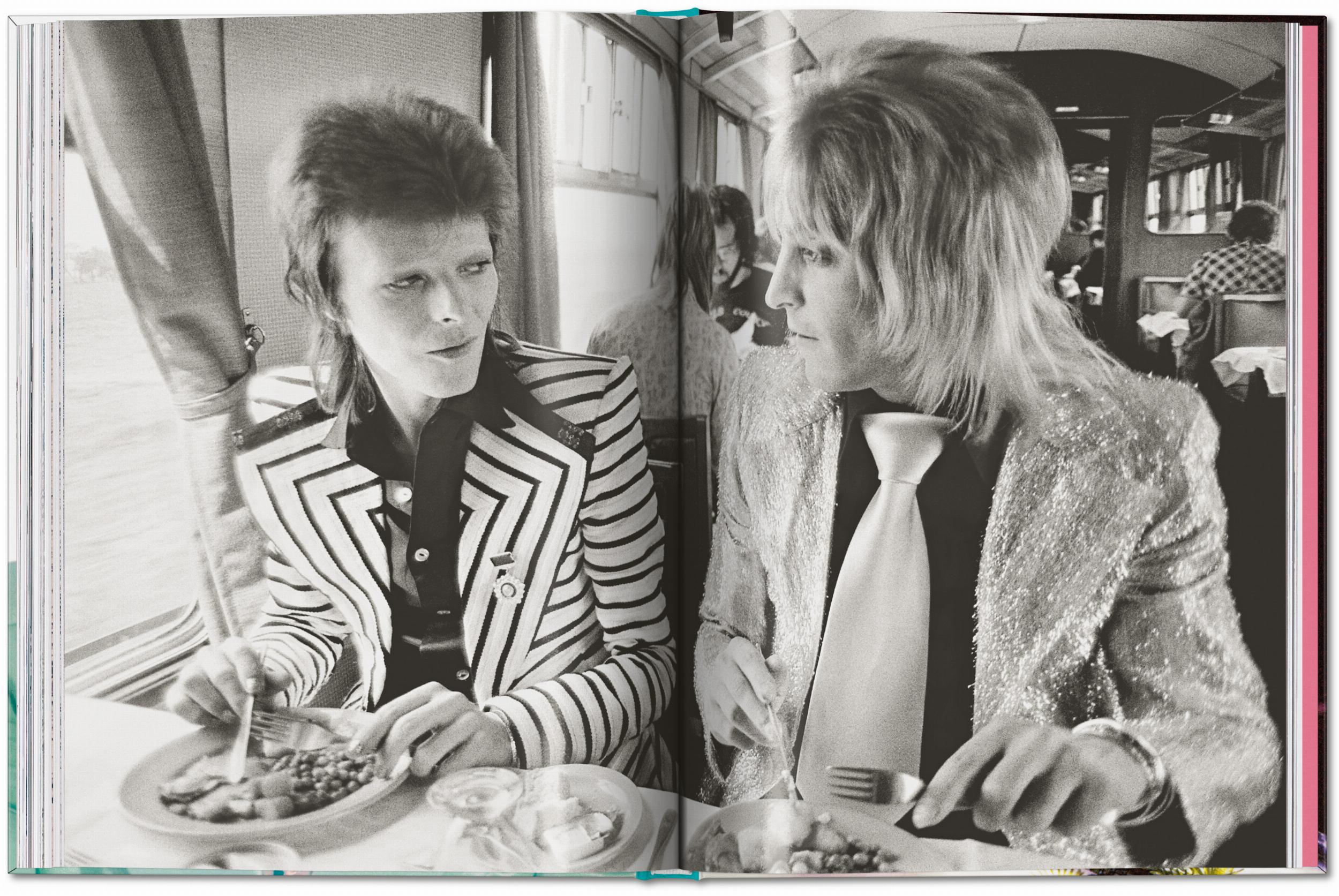 Mick Rock. the Rise of David Bowie. 1972-1973 – Plastic Books